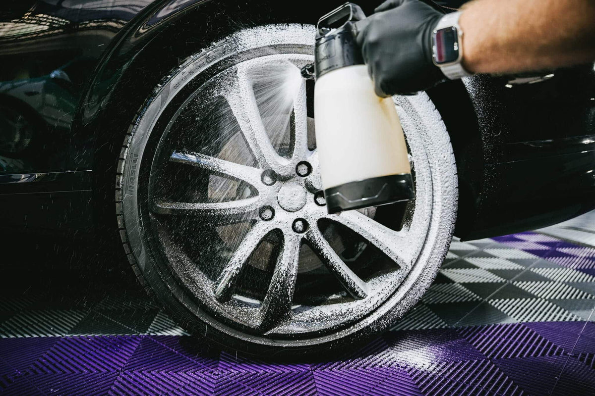 Concentrat profesional de curățare jante Nanolex Wheel Cleaner
