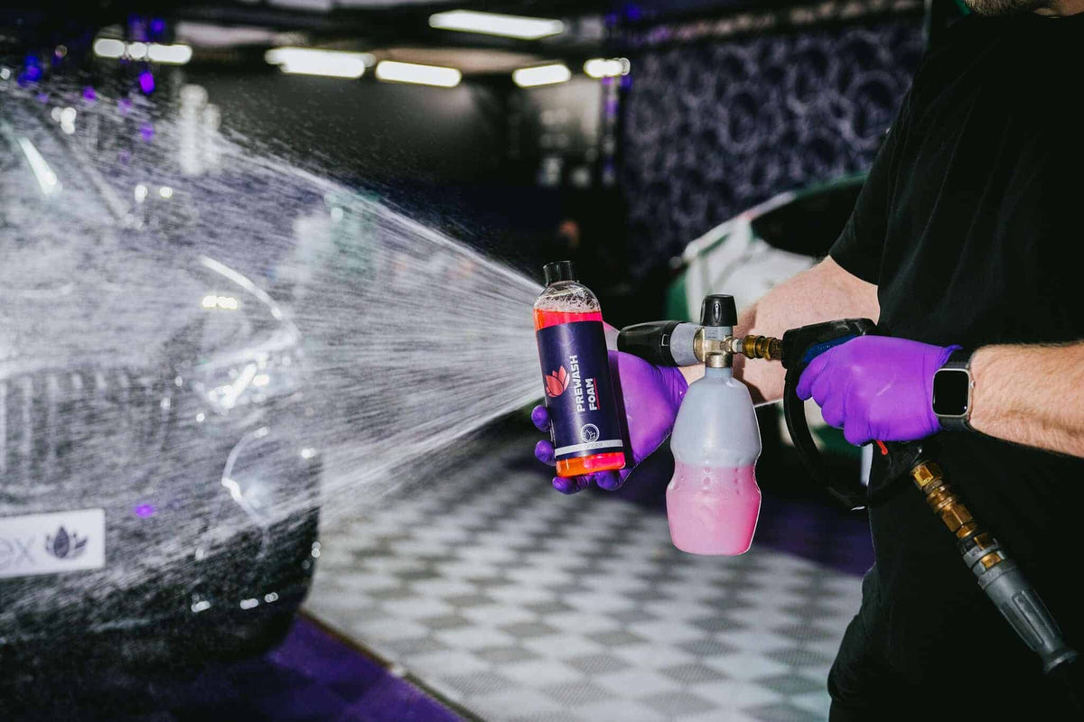 Spumă activă de prespălare auto Nanolex PreWash Foam