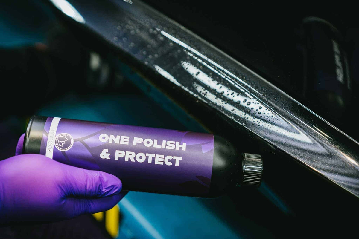 Polish și protecție într-un singur pas Nanolex One Polish & Protect